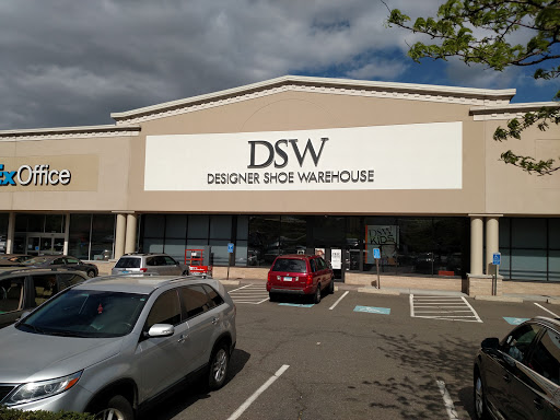 Shoe Store «DSW Designer Shoe Warehouse», reviews and photos, 1595 CT-71, Farmington, CT 06032, USA