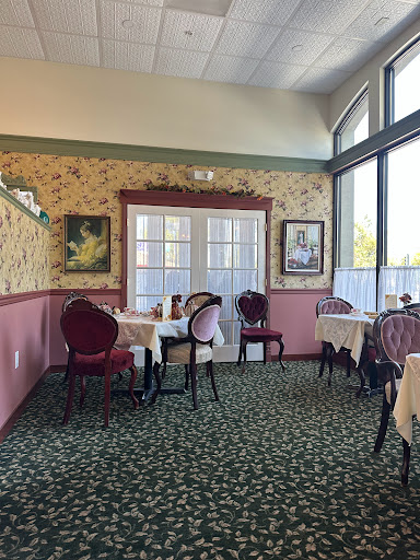 Lisas Tea Treasures image