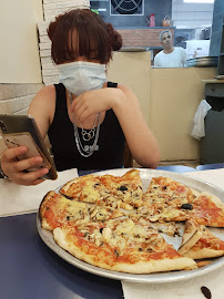 Plats et boissons du Pizzeria Mia Pizza à Marseille - n°5