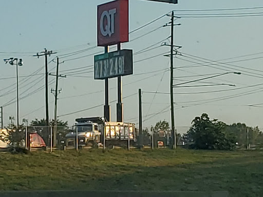 Gas Station «QuikTrip», reviews and photos, 5500 Buford Hwy NE, Doraville, GA 30340, USA