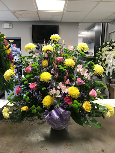 Florist «Crystal Florist & Greenhouse II», reviews and photos, 311 Passaic St, Garfield, NJ 07026, USA