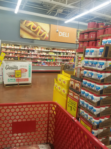 Grocery Store «Save-A-Lot», reviews and photos, 1025 Wayne Ave, Chambersburg, PA 17201, USA