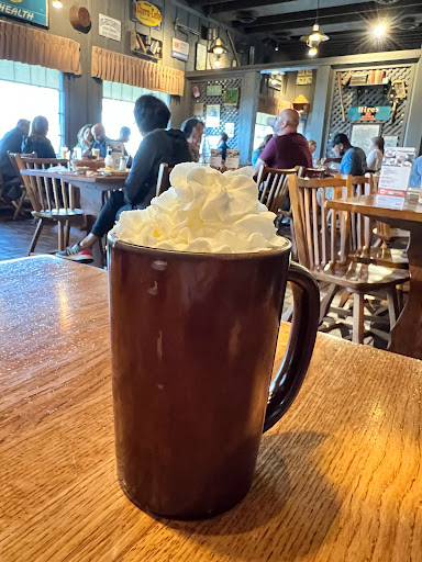 American Restaurant «Cracker Barrel Old Country Store», reviews and photos, 4321 S Interstate Hwy 35, San Marcos, TX 78666, USA