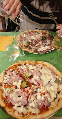 Pizza du Restaurant italien Tesoro Mio à Méry-sur-Oise - n°11
