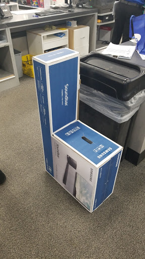 Electronics Store «Best Buy», reviews and photos, 350 W Army Trail Rd, Bloomingdale, IL 60108, USA