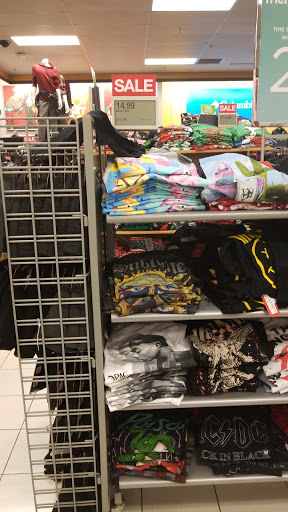 Clothing Store «Old Navy», reviews and photos, 1425 Som Center Rd, Mayfield Heights, OH 44124, USA