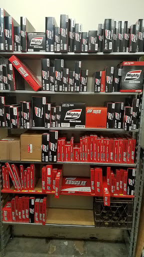 Auto Repair Shop «Meineke Car Care Center», reviews and photos, 705a N Springbrook Rd, Newberg, OR 97132, USA