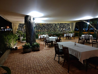 Dom Francisco Restaurante Danbaque - CLS 402 Bloco B, Lojas 9 a 15, Brasília - DF, 70236-050, Brazil