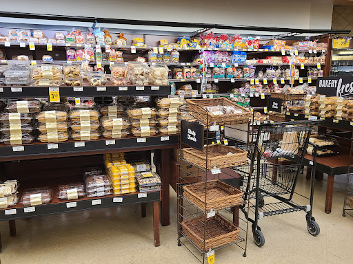Grocery Store «Safeway», reviews and photos, 106 W. Manson Rd, Chelan, WA 98816, USA