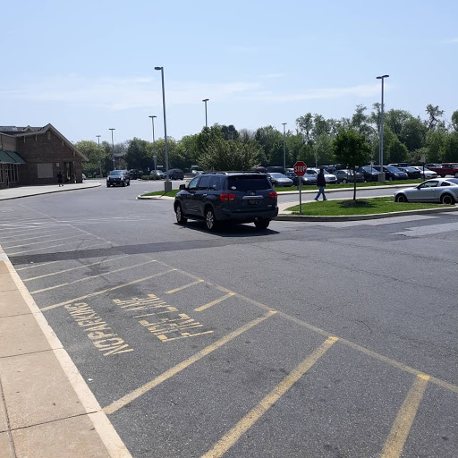 Grocery Store «Food Lion», reviews and photos, 1200 Beaver Brook Plz, New Castle, DE 19720, USA