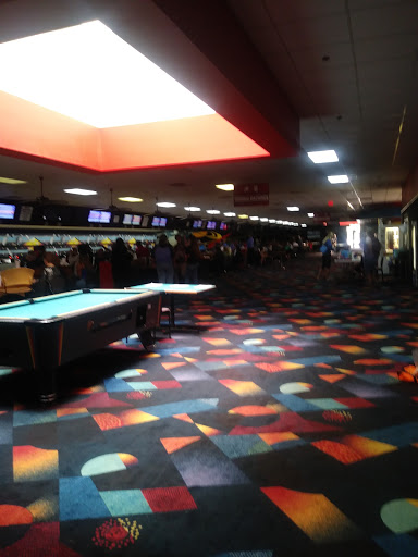 Bowling Alley «Pin Street At Fort Myers», reviews and photos, 4140 Fowler St, Fort Myers, FL 33901, USA