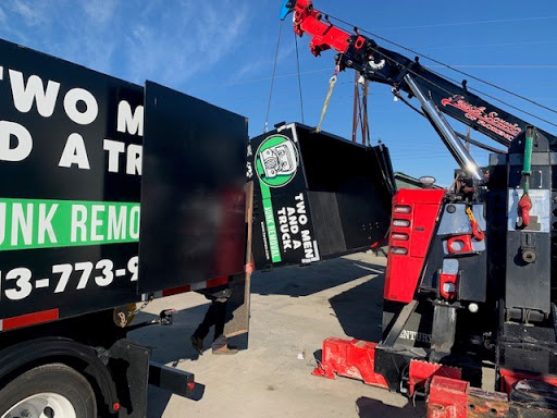 Moving and Storage Service «Two Men and a Truck», reviews and photos, 1953 W Evans St, Florence, SC 29501, USA