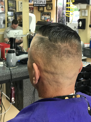 Barber Shop «Three Jays Barber Shop», reviews and photos, 41 Granny Rd, Farmingville, NY 11738, USA