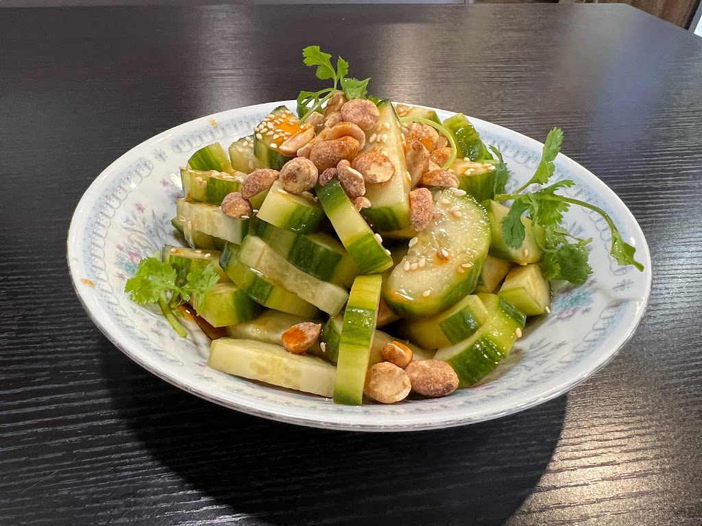 Chenji Noodle House 33617