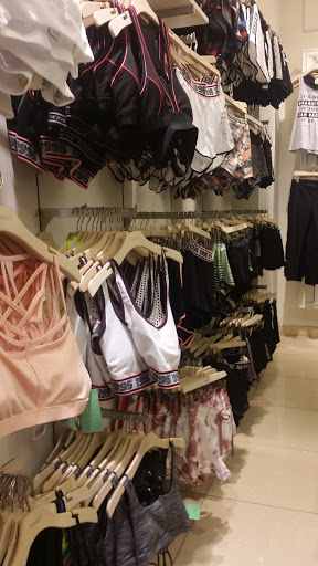 Clothing Store «Forever 21», reviews and photos, 2234 Newpark Mall, Newark, CA 94560, USA