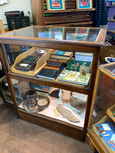 Gift Shop «We Are 1976, Inc.», reviews and photos, 313 N Bishop Ave, Dallas, TX 75208, USA