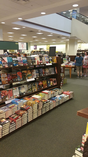Book Store «Barnes & Noble», reviews and photos, 1 Levee Way, Newport, KY 41071, USA