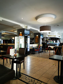 Atmosphère du Restaurant Le Grand Café de la Rade à Toulon - n°1