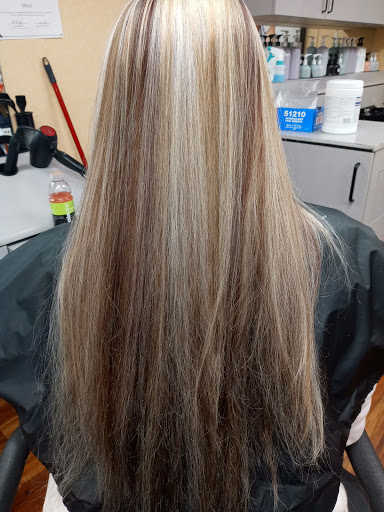 Hair Salon «SmartStyle Hair Salon», reviews and photos, 3002 Stacy Allison Way, Woodburn, OR 97071, USA