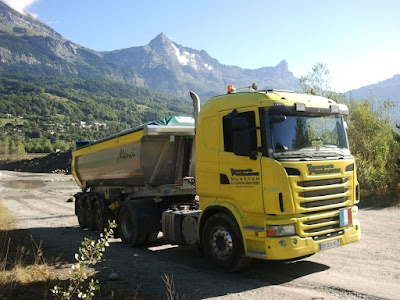 Transports Poitrasson SARL à Theizé