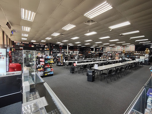 Video Game Store «CM Games - Cedar Bluff», reviews and photos, 9121 Executive Park Dr, Knoxville, TN 37923, USA