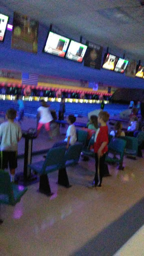 Sports Bar «Ledgeview Lanes Inc», reviews and photos, 170 Prairie Rd, Fond du Lac, WI 54935, USA