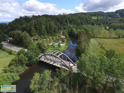 Parque Borde Río. Camping, cabañas, piscinas, centro de eventos