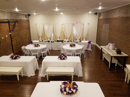 White Hydrangea Weddings, 34 S Main St, Liberty, MO 64068, USA, 