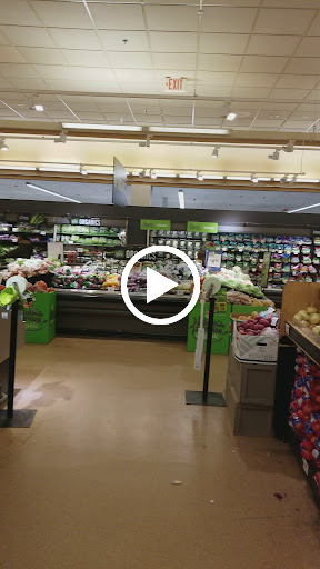 Grocery Store «Stop & Shop», reviews and photos, 653 Hillside Avenue, New Hyde Park, NY 11040, USA