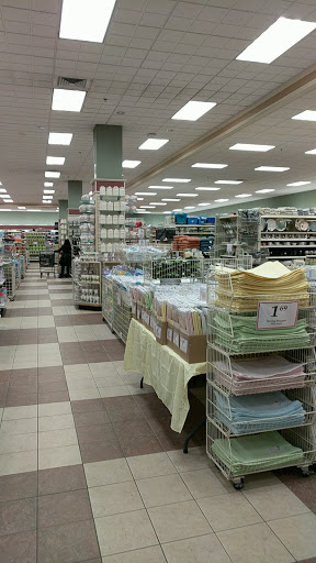 Home Goods Store «Christmas Tree Shops», reviews and photos, 2700 Veterans Rd W, Staten Island, NY 10309, USA