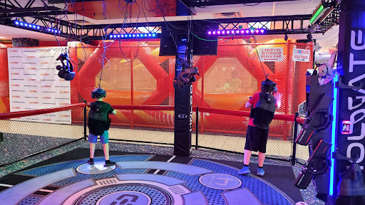 Shopping Mall «The Shops at Atlas Park», reviews and photos, 8000 Cooper Ave, Glendale, NY 11385, USA