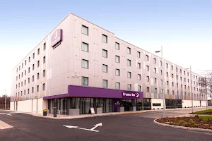 Premier Inn London Heathrow Airport Terminal 5 hotel image