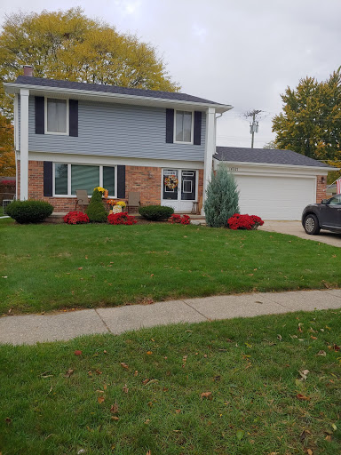 Roofing Contractor «Pro Home Improvement Inc», reviews and photos, 1640 E 9 Mile Rd, Ferndale, MI 48220, USA