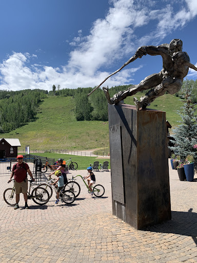 Bicycle Store «Vail Bike Hub», reviews and photos, 278 Hanson Ranch Rd, Vail, CO 81657, USA