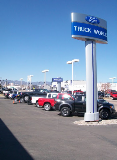 Used Car Dealer «Phil Long Ford of Motor City», reviews and photos, 1212 Motor City Dr, Colorado Springs, CO 80905, USA