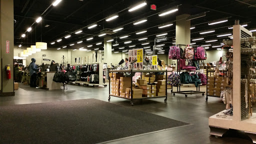 Shoe Store «DSW Designer Shoe Warehouse», reviews and photos, 95 NJ-23, Wayne, NJ 07470, USA