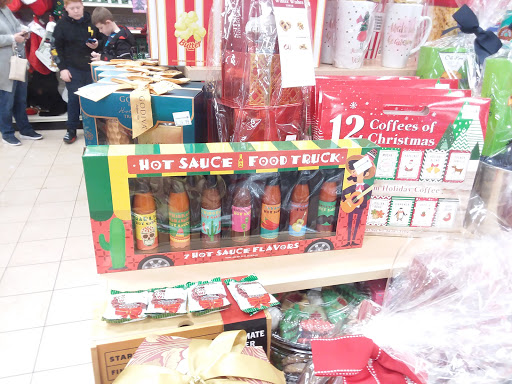 Home Goods Store «Christmas Tree Shops», reviews and photos, 2264 Miamisburg Centerville Rd, Dayton, OH 45459, USA