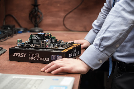 Computer Repair Service «Elite Networks Computers & Repair», reviews and photos, 47 W Waterloo St, Canal Winchester, OH 43110, USA