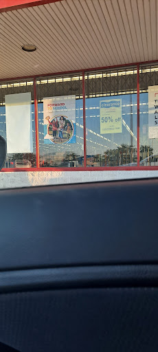 Office Supply Store «Staples», reviews and photos, 1542 Flammang Dr, Waterloo, IA 50702, USA