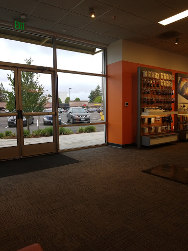 Cell Phone Store «AT&T Authorized Retailer», reviews and photos, 1075 SW 1st Ave, Canby, OR 97013, USA