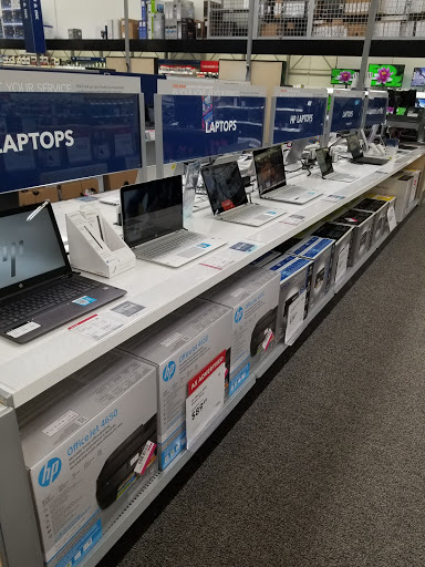 Electronics Store «Best Buy», reviews and photos, 2169 S Telegraph Rd, Bloomfield Hills, MI 48302, USA