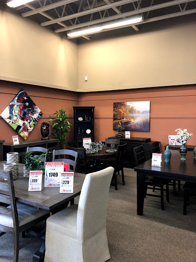 Furniture Store «JR Furniture Hubbard», reviews and photos, 3776 Pacific Hwy, Hubbard, OR 97032, USA