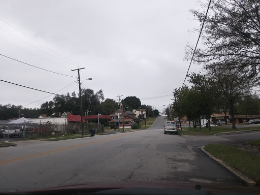 Auto Parts Store «Advance Auto Parts», reviews and photos, 1020 Orange Ave NW, Roanoke, VA 24016, USA