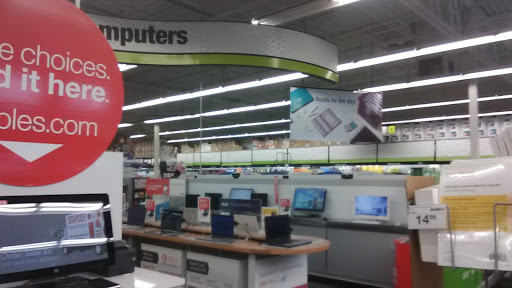 Office Supply Store «Staples», reviews and photos, 1600 S Grand Hwy, Clermont, FL 34711, USA