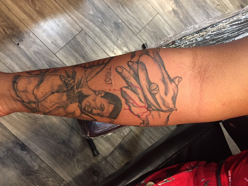 Explore minnie mouse tattoo ideas, creative tattoo ideas in Lexington, available at LexInk Tattoo