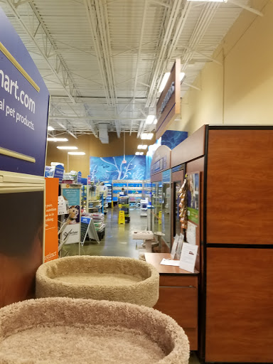 Pet Supply Store «PetSmart», reviews and photos, 6106 Shops Way, Northborough, MA 01532, USA