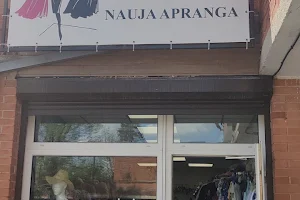 Stilinga Devėta Ir Nauja Apranga image