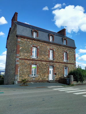 Anne-Bénédicte Martinot Hypnose et thérapies brèves à Combourg