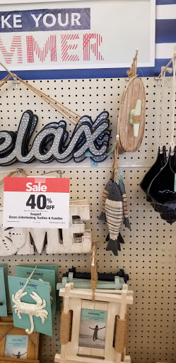 Fabric Store «Jo-Ann Fabrics and Crafts», reviews and photos, 270 Lafayette Rd #8, Seabrook, NH 03874, USA