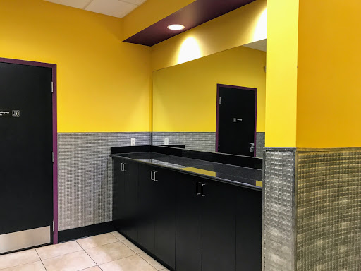 Gym «Planet Fitness», reviews and photos, 516 E Lewis and Clark Pkwy, Clarksville, IN 47129, USA